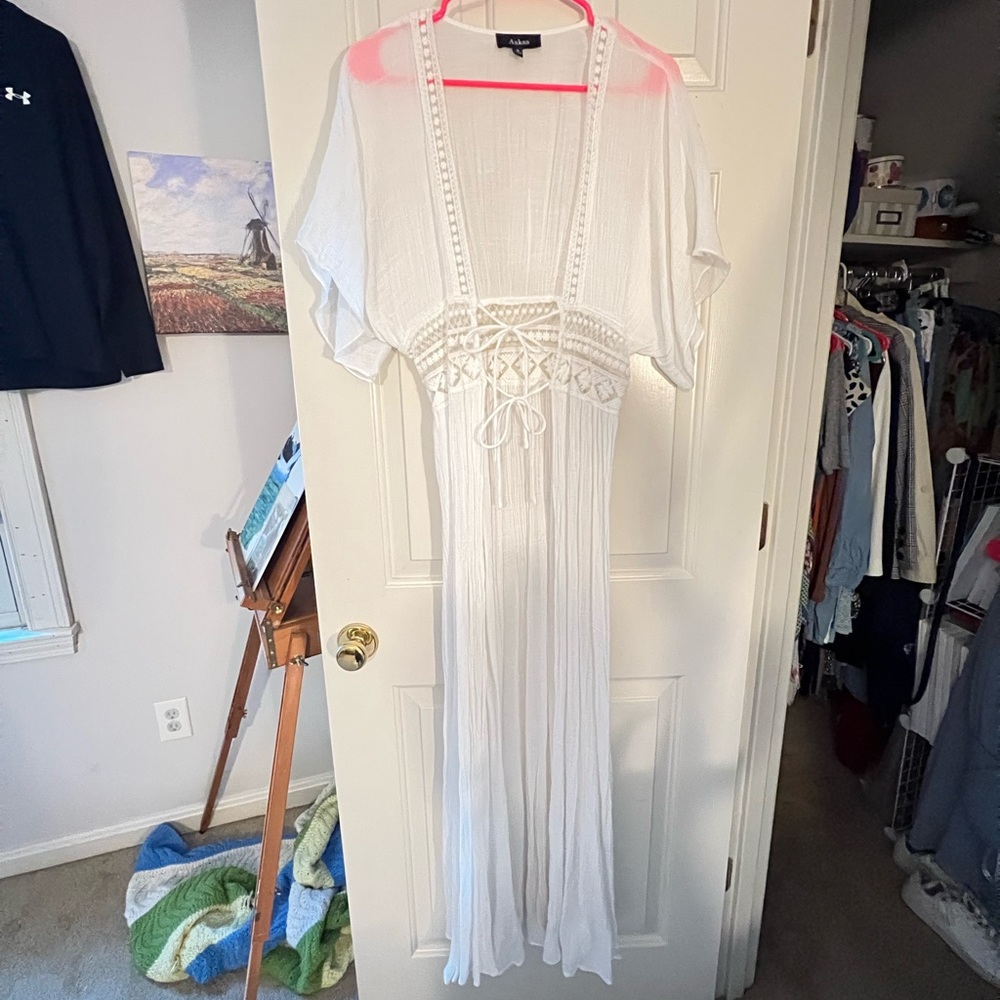 Vici White tie kimono - Picture 3 of 6